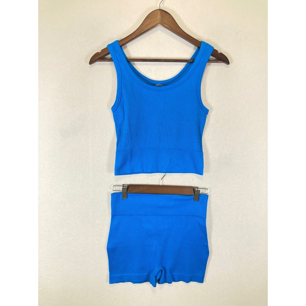Athleisure ONESTEPUP Women S/M Blue Ribbed Seamless Crop Top and Shorts Set
